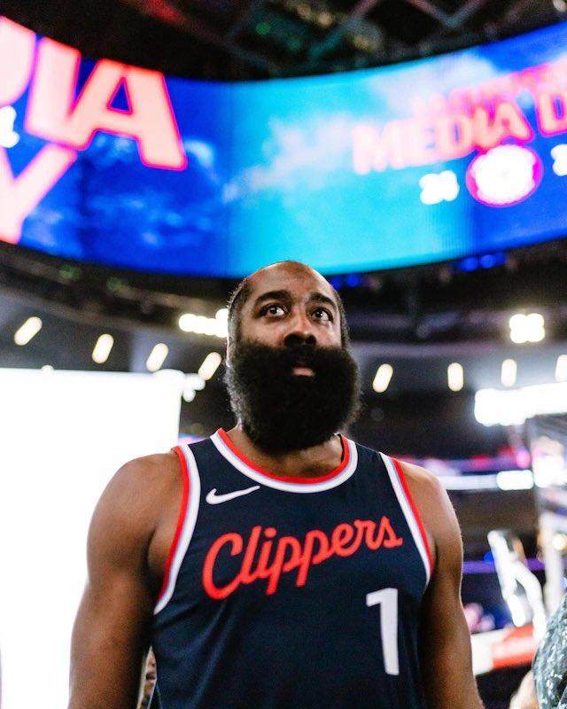 PG电子官方网站-赛季第一场就加班！KD哈登上演“夕阳红”对飚